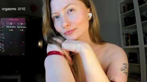 SOPHIE online show from 06-06-26, 10:47
