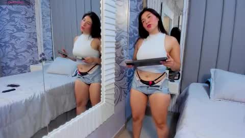 Snapshot of goodgirl22_ chatting on 02-27-26, 03:06 Emmy online show from 02-27-26, 03:06