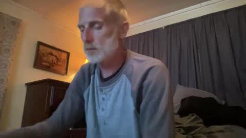 Snapshot of goodwoodguy420 chatting on 05-10-26, 05:45 goodwoodguy420 online show from 05-10-26, 05:45