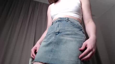 Yulia 24  online show from 02-17-26, 07:09