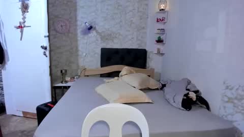 geneviev online show from 02-01-26, 09:13