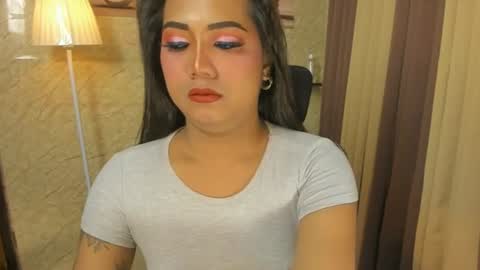 Snapshot of gorgeous_dark_luna chatting on 07-15-26, 06:02 RIANA online show from 07-15-26, 06:02