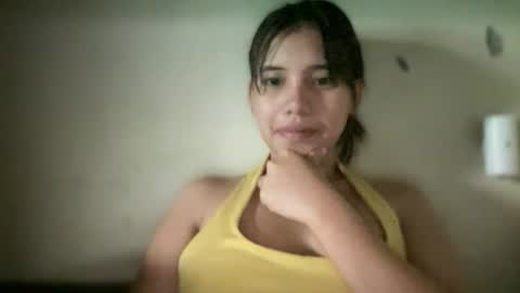 Snapshot of gorgeous_lyn1 chatting on 02-10-26, 03:32 Lyn online show from 02-10-26, 03:32