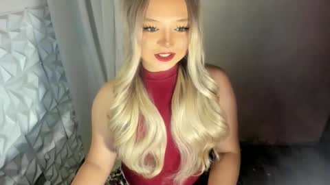 Snapshot of gorgeousamandarose chatting on 05-30-26, 02:58 Amanda rose online show from 05-30-26, 02:58