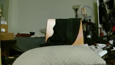 granton online show from 11-24-25, 04:23