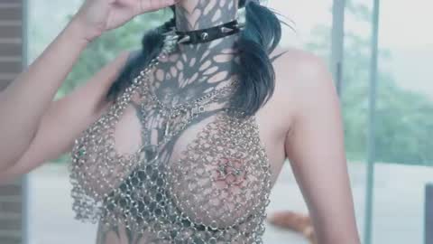 sophie  Special celebration a the beach 300k followers 3011 and 0112   online show from 04-11-26, 08:24