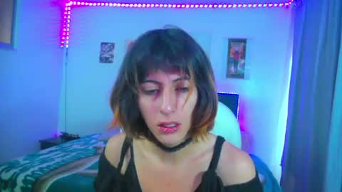Snapshot of goth_minerva chatting on 06-21-26, 01:46 goth_minerva online show from 06-21-26, 01:46