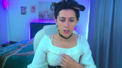 Snapshot of goth_minerva chatting on 06-26-26, 01:37 goth_minerva online show from 06-26-26, 01:37