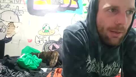 Snapshot of gothboityplz chatting on 11-15-25, 09:06 gothboityplz online show from 11-15-25, 09:06