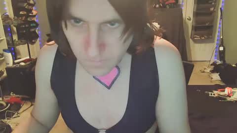 Snapshot of gothic123451 chatting on 01-04-25, 05:58 Victoriana online show from 01-04-25, 05:58