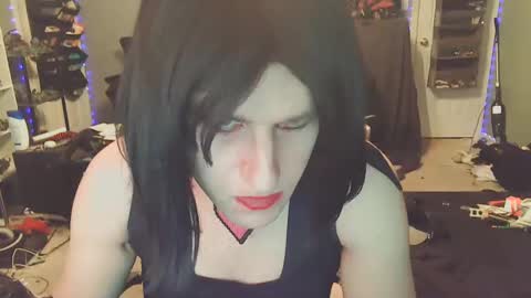 Snapshot of gothic123451 chatting on 01-04-25, 08:59 Victoriana online show from 01-04-25, 08:59