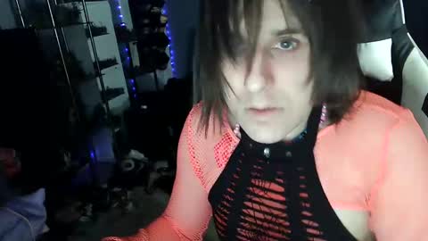 Snapshot of gothic123451 chatting on 01-21-25, 03:26 Victoriana online show from 01-21-25, 03:26