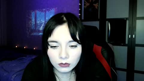 Snapshot of gothickq chatting on 06-04-26, 06:03 gothickq online show from 06-04-26, 06:03