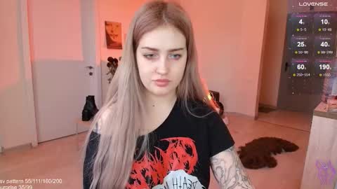 traumfrau Kira angel face devil eyes I SELL A LOT VIDEO IN GALLERY online show from 02-26-26, 11:31