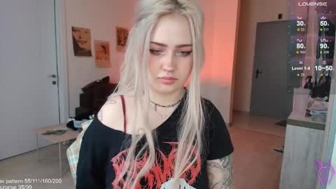 traumfrau Kira angel face devil eyes I SELL A LOT VIDEO IN GALLERY online show from 03-30-26, 12:39