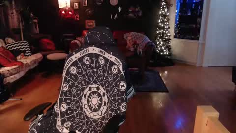 Hezra online show from 01-26-25, 08:45