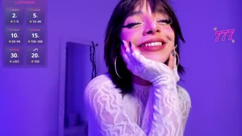 Snapshot of gothv chatting on 06-14-26, 04:36 Violet online show from 06-14-26, 04:36