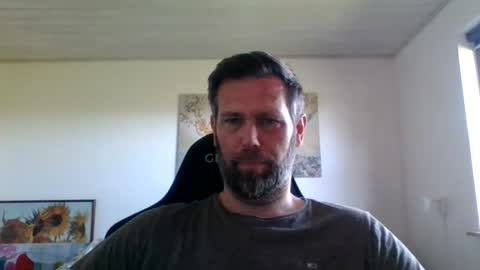 Snapshot of gottalop chatting on 06-25-26, 01:26 gottalop online show from 06-25-26, 01:26