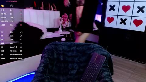 Meredith Alessandra online show from 01-13-26, 04:18