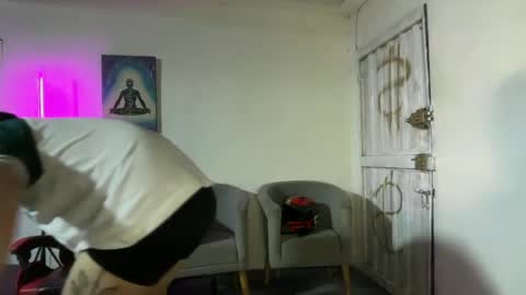 Snapshot of grace_davine chatting on 06-01-26, 05:09 grace_davine online show from 06-01-26, 05:09