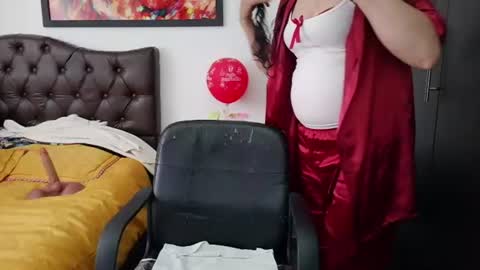 Snapshot of grace_mature_milf chatting on 07-12-26, 11:34 grace_mature_milf online show from 07-12-26, 11:34