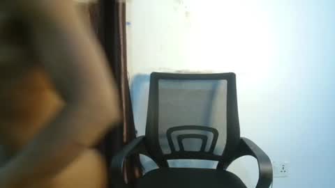 Snapshot of grace_queen8772 chatting on 08-04-26, 08:28 grace online show from 08-04-26, 08:28