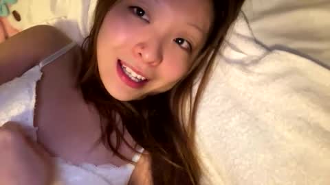 gracemeow online show from 05-17-26, 09:06