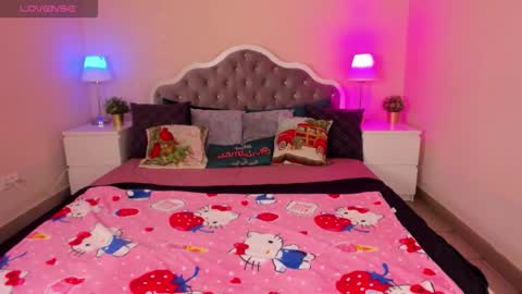 gracieave online show from 01-11-26, 01:21