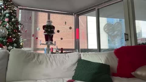 Gracie Mae online show from 12-21-24, 08:10