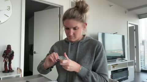 Gracie Mae online show from 03-03-25, 09:48