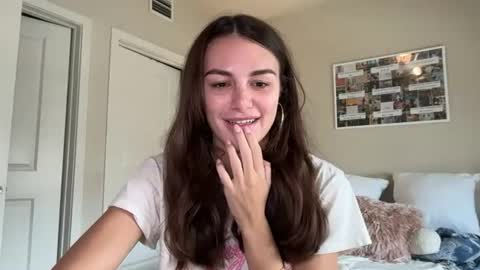 Snapshot of graciesmith27 chatting on 07-01-26, 06:51 Gracie Smith online show from 07-01-26, 06:51
