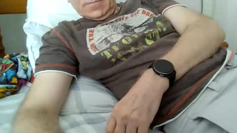 Snapshot of grandpa_floppy_dick chatting on 12-15-24, 04:29 Grandpa online show from 12-15-24, 04:29