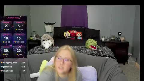Snapshot of graniteaura chatting on 06-19-26, 12:59 graniteaura online show from 06-19-26, 12:59