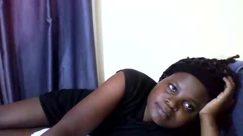 Snapshot of grannylover_ chatting on 09-30-25, 07:13 grannylover_ online show from 09-30-25, 07:13