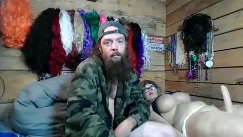 Snapshot of grannypounder chatting on 01-06-25, 11:51 grannypounder online show from 01-06-25, 11:51