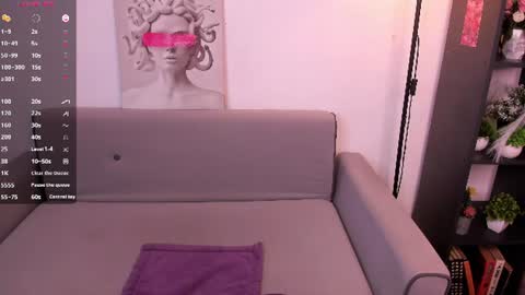 Snapshot of graseflower chatting on 07-06-26, 01:13 Grase online show from 07-06-26, 01:13