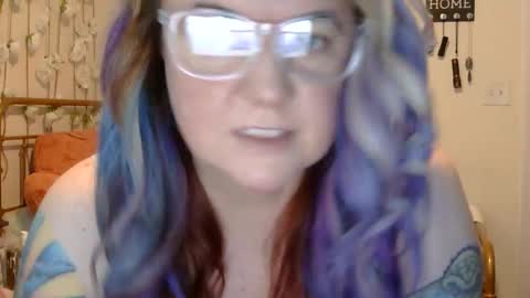 Snapshot of grateful42day chatting on 05-30-26, 03:42 grateful42day online show from 05-30-26, 03:42