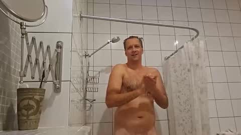 Snapshot of grattitude chatting on 04-11-26, 01:54 grattitude online show from 04-11-26, 01:54