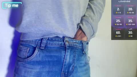 Snapshot of grayhorny chatting on 05-11-26, 10:51 Gray online show from 05-11-26, 10:51