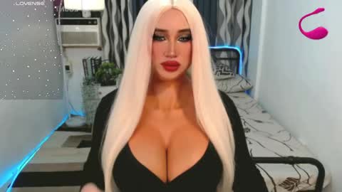 PAULATHEONE online show from 05-18-26, 07:52