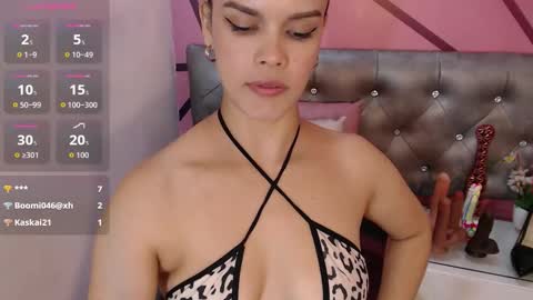 greatass_latina online show from 10-17-25, 09:28