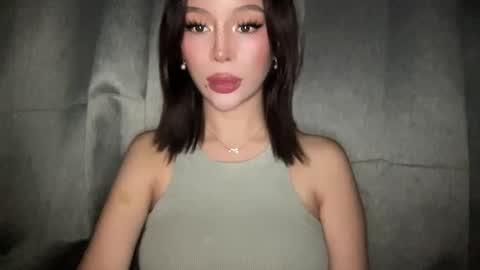 Marie Pelie online show from 12-15-25, 07:07