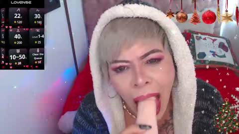 Snapshot of grecia_horny chatting on 12-14-24, 01:38 Grecia online show from 12-14-24, 01:38