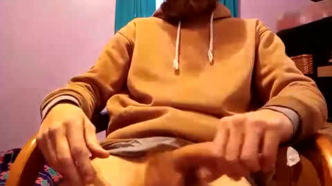 Snapshot of greenbastard78 chatting on 02-05-25, 12:38 greenbastard78 online show from 02-05-25, 12:38