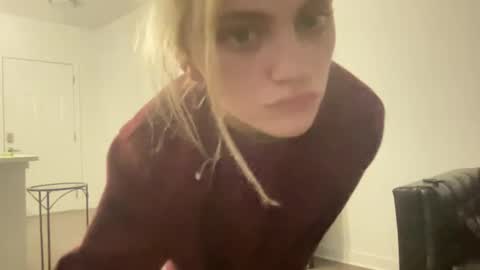 mila 3 online show from 12-13-24, 11:17
