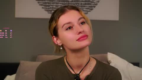 Kelly online show from 12-02-25, 12:54