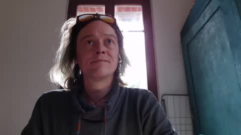 Snapshot of greenmoon88888 chatting on 01-02-25, 10:58 Greenmoon online show from 01-02-25, 10:58