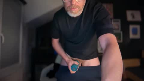 Snapshot of greggy92 chatting on 03-13-26, 10:27 greggy92 online show from 03-13-26, 10:27