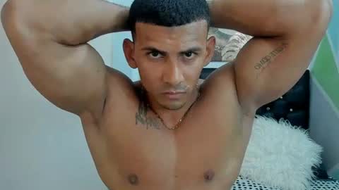 Snapshot of gregortrex22 chatting on 06-19-26, 03:38 gregorx tina muscle online show from 06-19-26, 03:38