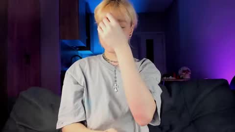 Greg-independent model online show from 02-23-25, 09:48